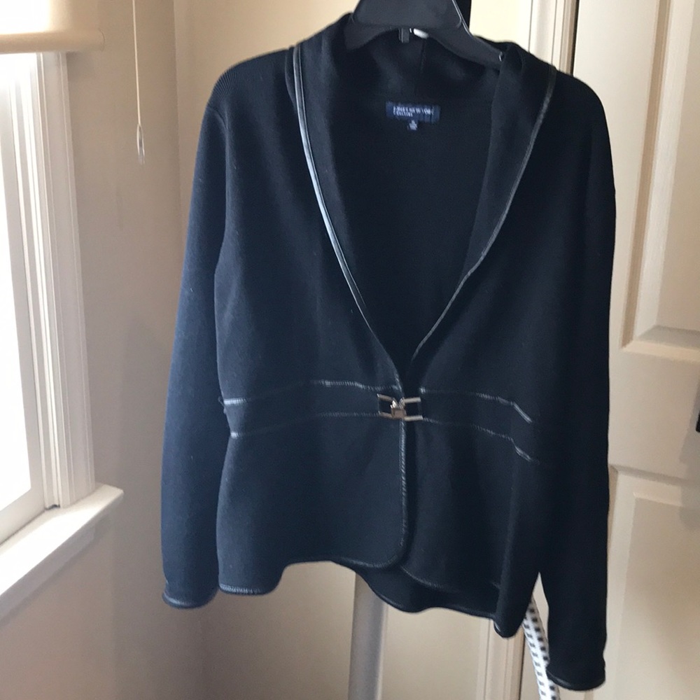 Low price!Black Jones of New York signature jacket